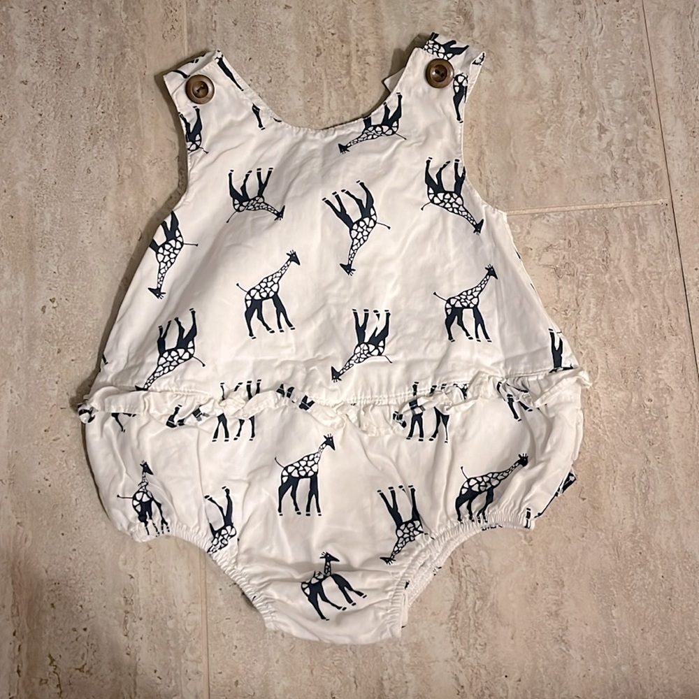 Blueberi Boulevard Giraffe 12 month onesie